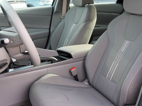 New 2026 Hyundai Elantra Sport image 9