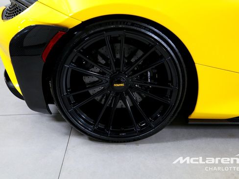 Used 2022 McLaren 765LT RWD image 26