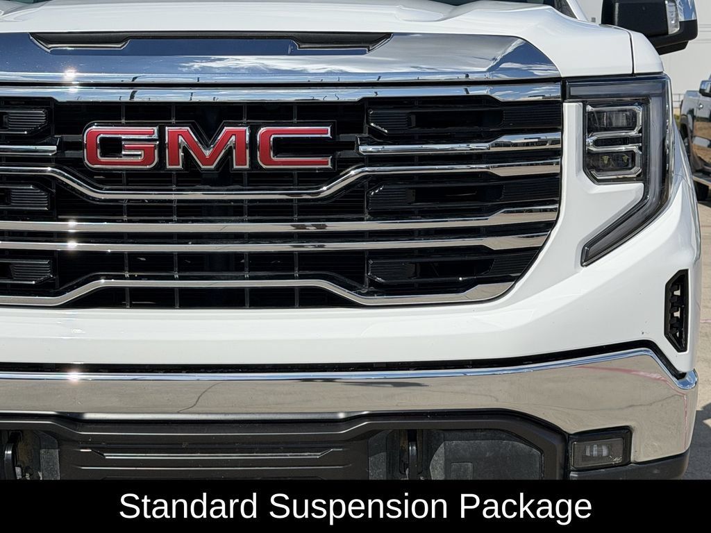 Used 2026 GMC Sierra 1500 SLT RWD image 4