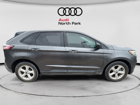 Used 2019 Ford Edge SE FWD image 8