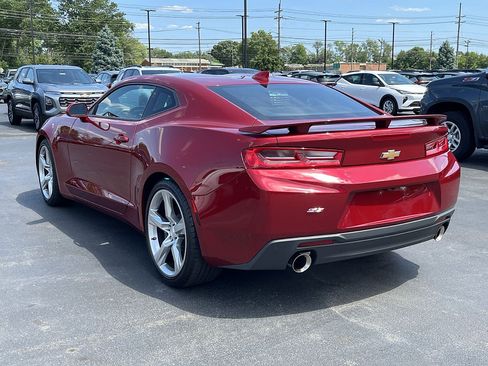 Used 2018 Chevrolet Camaro SS RWD image 4