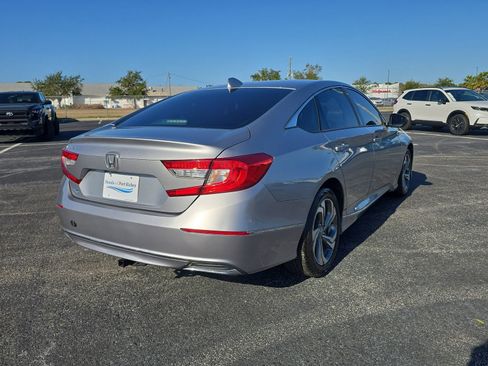 Used 2019 Honda Accord EX image 4