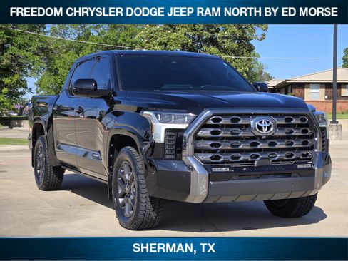 Used 2025 Toyota Tundra Platinum AWD/4WD image 2