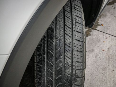 Used 2026 Honda HR-V LX image 12