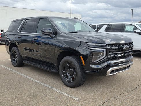 New 2025 Chevrolet Tahoe 2WD image 12