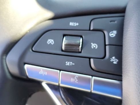 Certified 2023 Cadillac XT6 Premium Luxury image 11