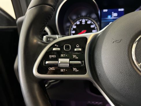 Used 2022 Mercedes-Benz GLC 300 4MATIC image 32