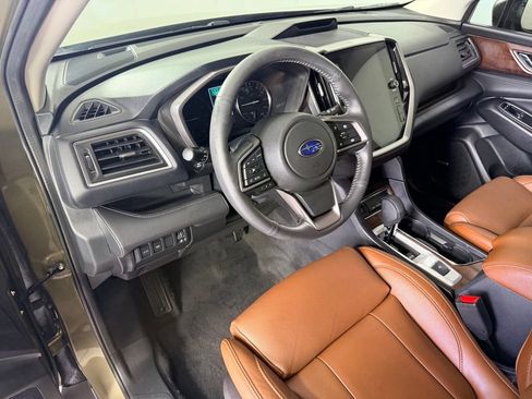 Used 2025 Subaru Ascent Touring w/ Popular Package #1 AWD/4WD image 37