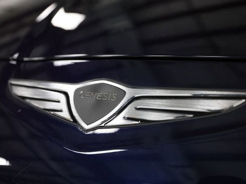 Used 2026 Genesis G70 2.5T image 17