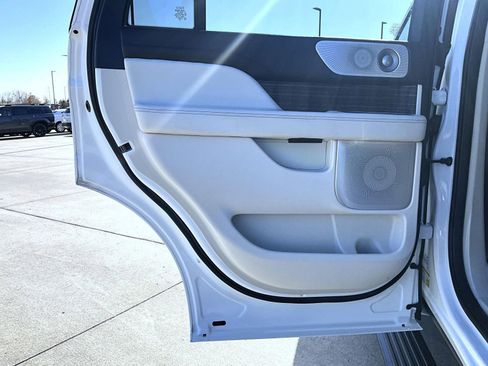 Certified 2023 Lincoln Navigator Black Label image 18