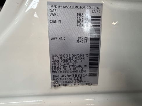 Used 2024 Nissan Altima 2.5 SR FWD image 25