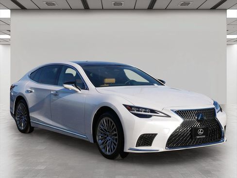 Certified 2024 Lexus LS 500 AWD w/ Interior Upgrade Package image 1