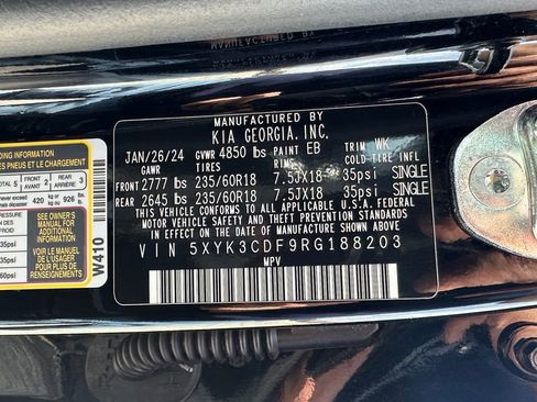 Used 2024 Kia Sportage EX AWD/4WD image 17