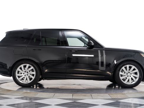 Used 2024 Land Rover Range Rover SE AWD/4WD image 37