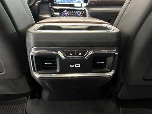 Certified 2024 GMC Sierra 2500 Denali Ultimate image 22