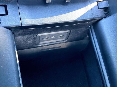 Used 2022 Mercedes-Benz C 300 4MATIC Sedan image 32