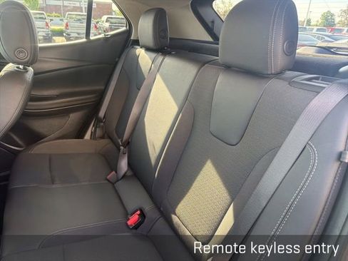 Used 2025 Buick Encore GX Preferred FWD image 19