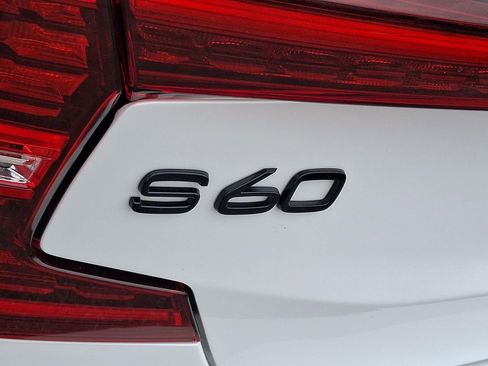 Certified 2023 Volvo S60 B5 Plus w/ Climate Package AWD/4WD image 29