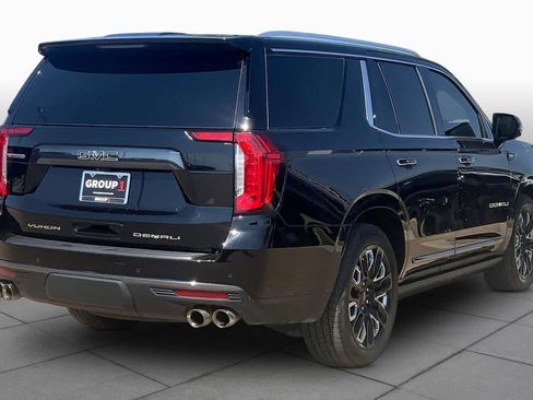Used 2023 GMC Yukon Denali Ultimate w/ LPO, Floor Liner Package AWD/4WD image 13