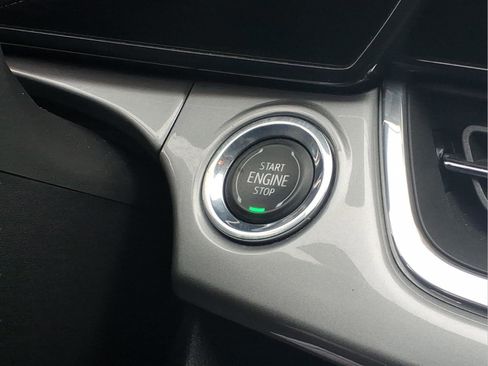 Used 2024 Chevrolet Trax LT w/ Driver Confidence Package image 11