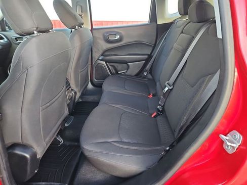 Used 2018 Jeep Compass Sport w/ Tech Group AWD/4WD image 37