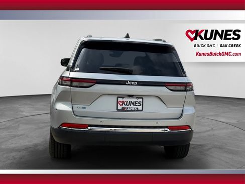 Used 2024 Jeep Grand Cherokee Limited 4xe AWD/4WD image 8