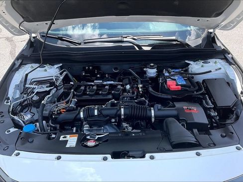 Certified 2022 Honda Accord Sport image 29
