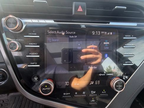 Used 2018 Toyota Camry XLE w/ Protection Package (Q2) FWD image 29
