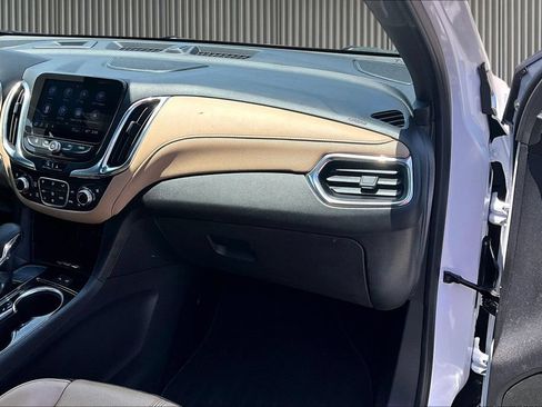 Used 2023 Chevrolet Equinox Premier FWD image 21