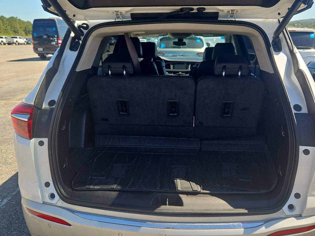 Used 2019 Buick Enclave Avenir w/ Avenir Technology Package AWD/4WD image 6