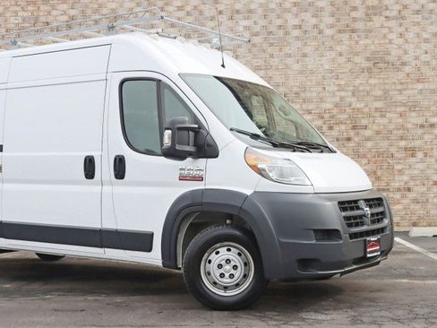 Used 2018 RAM ProMaster 2500 w/ Mopar Trailer Tow Group image 2