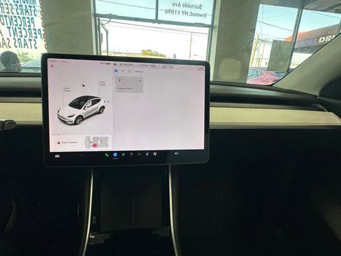 Used 2021 Tesla Model Y Long Range image 58