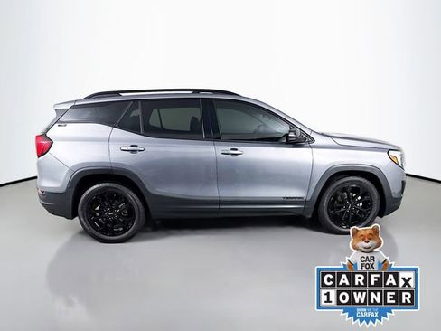 Used 2021 GMC Terrain SLT w/ Elevation Edition image 5