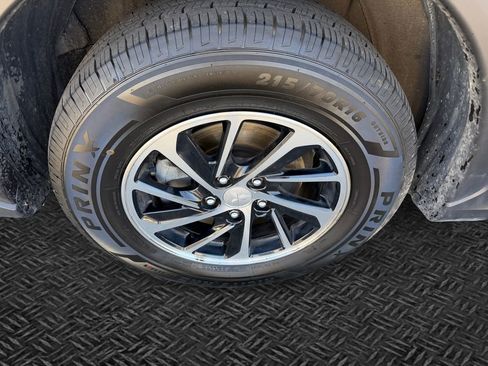 Used 2024 Mitsubishi Eclipse Cross ES image 11