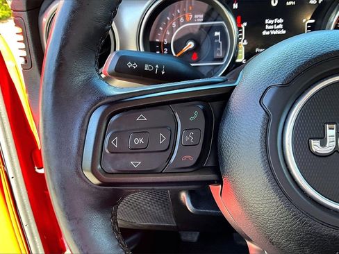 Used 2020 Jeep Wrangler Sport image 25