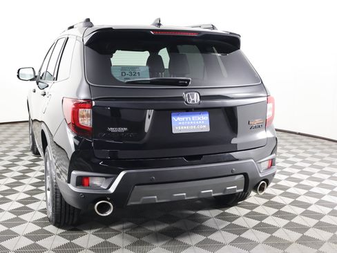 Used 2022 Honda Passport TrailSport image 7