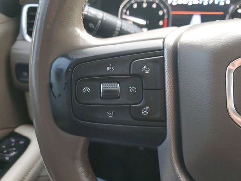 Used 2021 GMC Yukon Denali w/ Denali Premium Package image 35