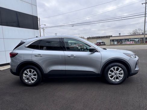 Used 2023 Ford Escape Active image 6