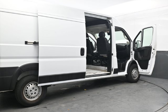 Used 2026 RAM ProMaster 2500 w/ Convenience Group FWD image 46