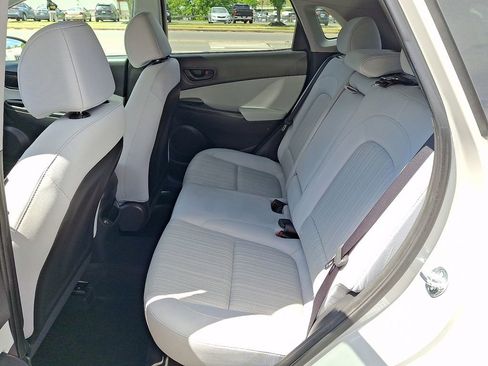 Certified 2023 Hyundai Kona SEL AWD/4WD image 14
