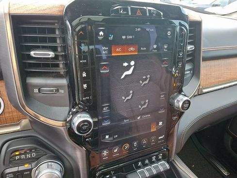 Used 2019 RAM 1500 Limited AWD/4WD image 16