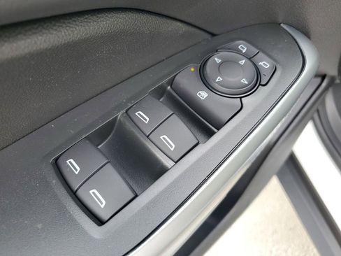 New 2026 Chevrolet Trax LS image 19