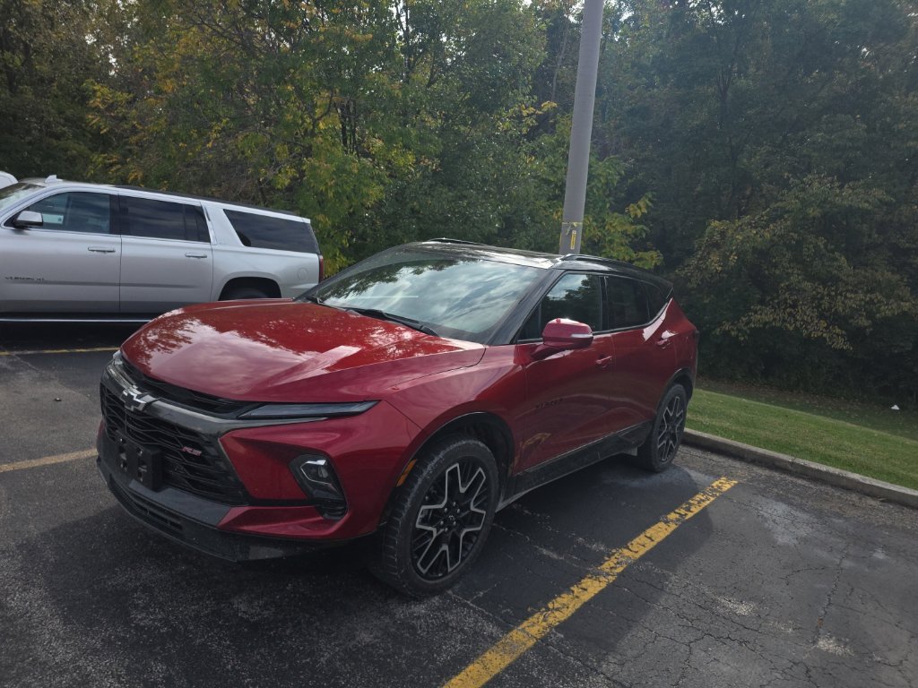 Used 2023 Chevrolet Blazer RS w/ Enhanced Convenience Package AWD/4WD image 1