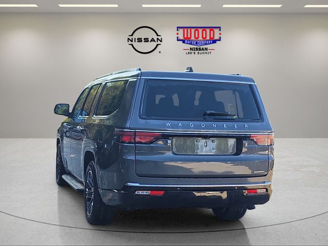 Used 2024 Jeep Wagoneer L Series II w/ Flexible Seating Group AWD/4WD image 4