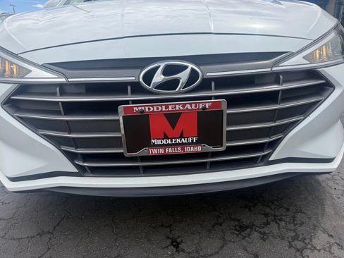 Used 2020 Hyundai Elantra SE w/ Cargo Package (C1) FWD image 10