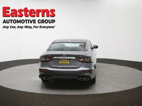 Used 2023 Nissan Maxima SV w/ Floor Mat Group FWD image 38