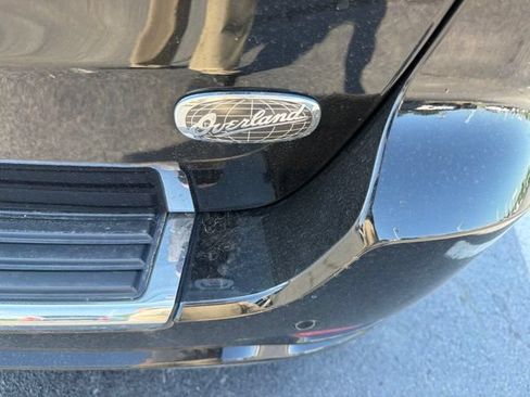 Used 2020 Jeep Grand Cherokee Overland AWD/4WD image 4