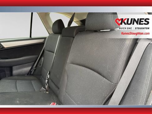 Used 2017 Subaru Outback 2.5i Premium AWD/4WD image 36