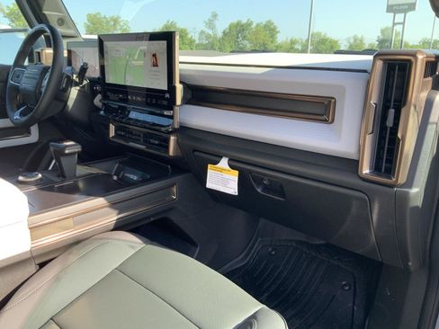 New 2025 GMC Hummer EV 3X AWD/4WD image 75