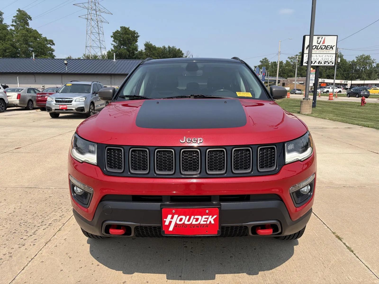 Used 2020 Jeep Compass Trailhawk w/ Cold Weather Group AWD/4WD image 2